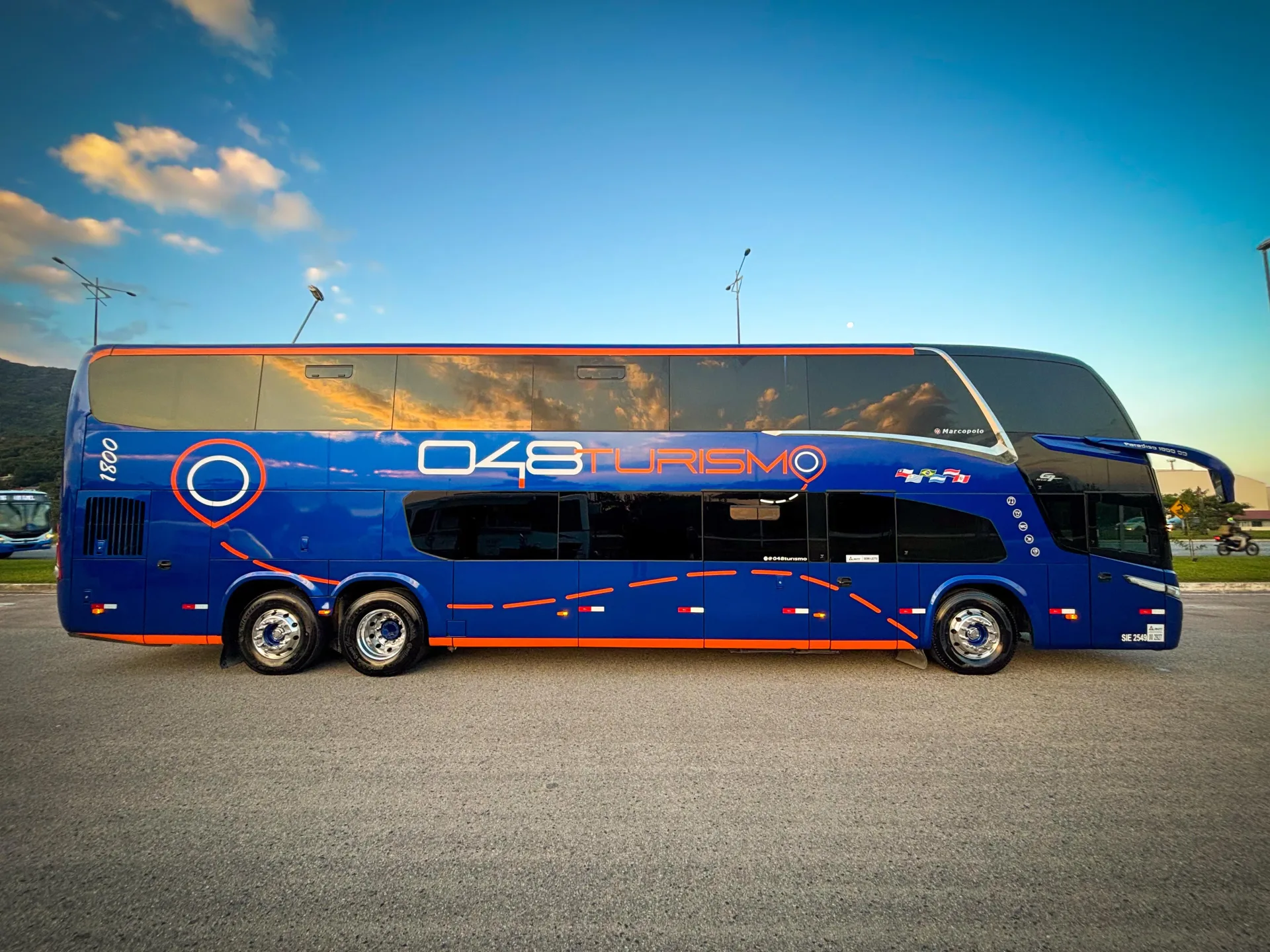 Paradiso DD 54 - 048 Turismo